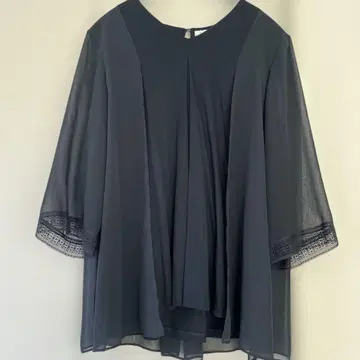 PINORE 네이비 블라우스