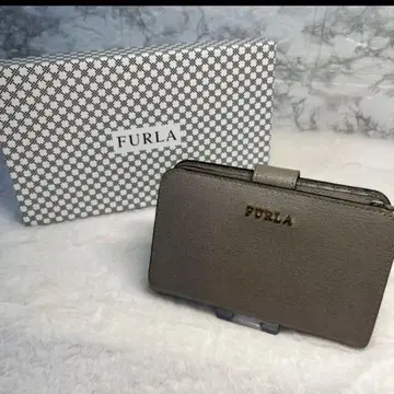 훌라 그레이 접이식 지갑