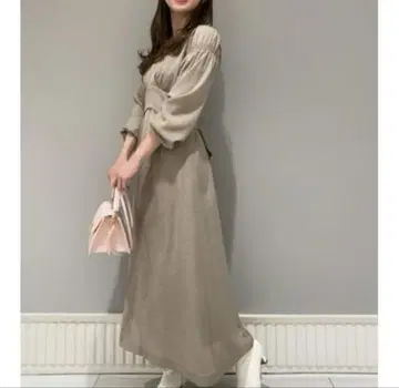 긴팔 도트 무늬 리본 롱 원피스