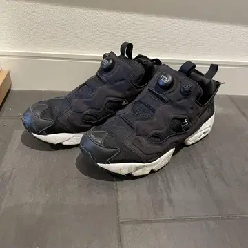 Reebok Insta Pump Fury 블랙
