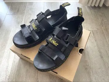Dr.Martens 닥터 마틴 샌들 PEARSON US 9
