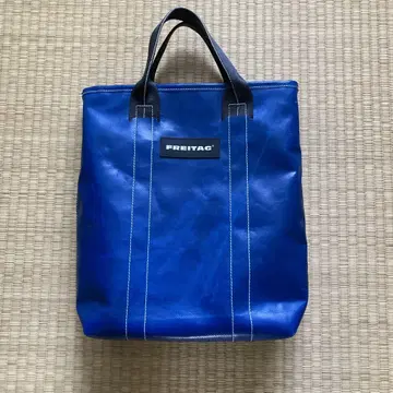 프라이탁 파랑 토트백 Lee