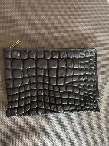 Qroco 블랙 가죽 클러치백 블랙