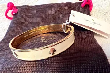 kate spade white x spade 뱅글 미사용 새상품
