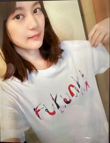 이쿠타 에리카 티셔츠 후쿠오카 한정판 레미제라블