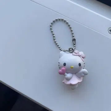 산리오 SANRIO 헬로키티 꿈꾸는 엔젤 스윙 키링