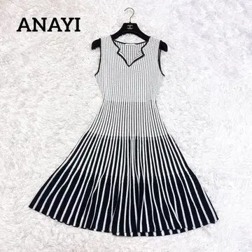 ANAYI 슬리브리스 니트 원피스 스트라이프 플레어 그라데이션