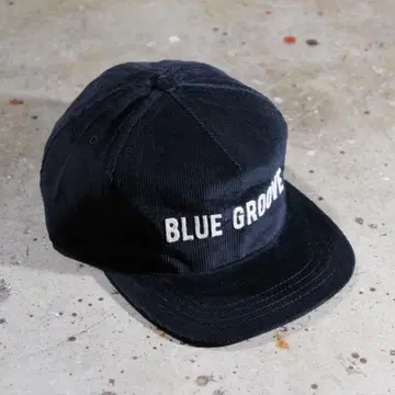 BLUE GROOVE 캡