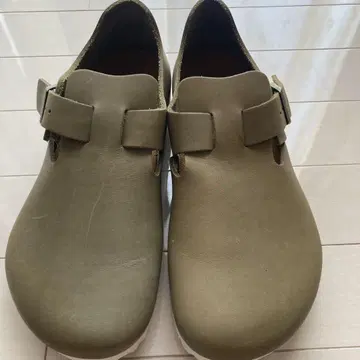 미사용품 BIRKENSTOCK 사이즈 40 올리브 버켄스탁