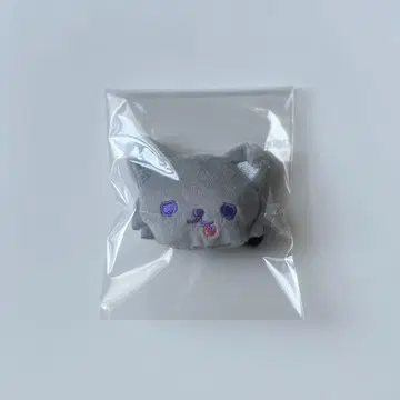 JOCHUM 피 하이 봉제 인형 배지