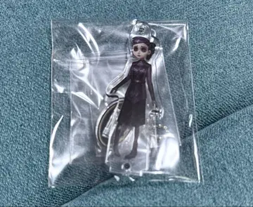 제5의 인격 IdentityV 진수 메모리얼 트레이딩 아크릴 스탠드
