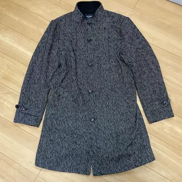 BEAMS HEART 체스터 코트 헤링본 무늬