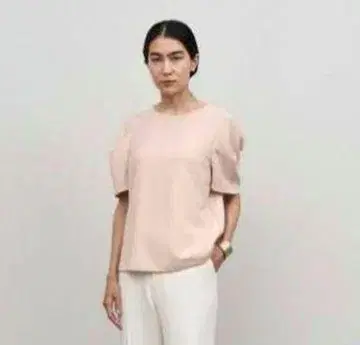 SOEJU 소쥬 어깨 턱 블라우스 S 반팔 셔츠 핑크 계열 새상품급