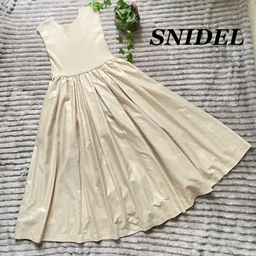 SNIDEL 도킹 슬리브리스 드레스 베이지 A라인 플레어 S~M