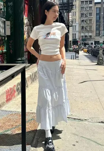 GLOWNY 화이트 플레어 롱 스커트