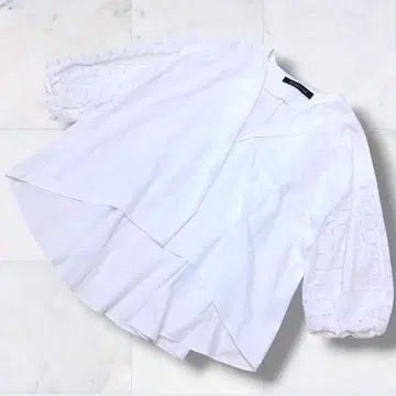 미즈이로 인드 스키퍼 볼륨 컷워크 레이스 소매 블라우스 셔츠