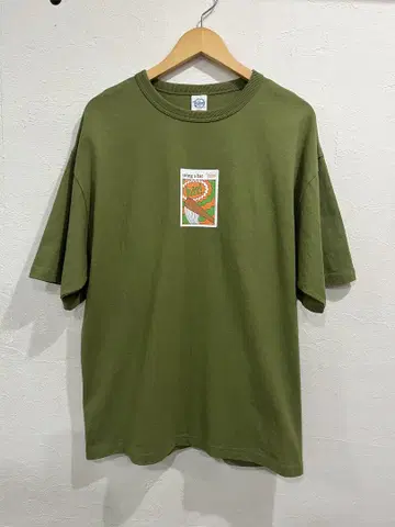 KEBOZ/케보즈 티셔츠 SIZE M