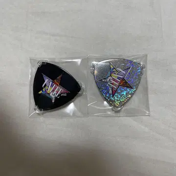 B'z UNITE02 가챠 피크 배지 2종