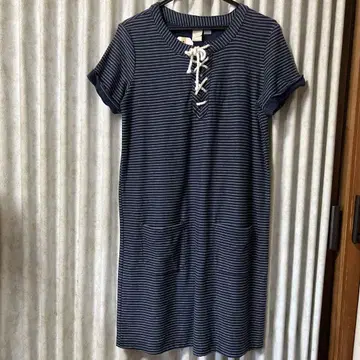 미사용! 록시 반팔 미니 원피스 네이비와 화이트 스트라이프