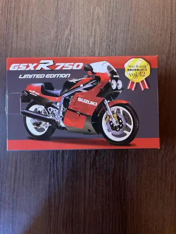미개봉 새상품 GSX-R750 리미티드 에디션 1/12