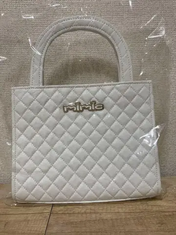 mimio 퀼팅 핸드백 화이트