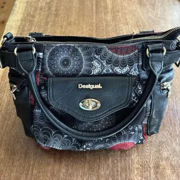Desigual 꽃무늬 숄더백