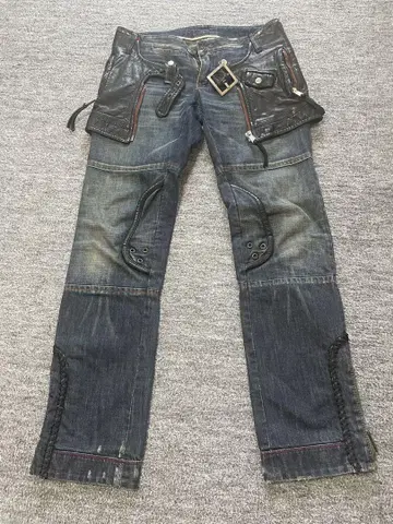 dsquared2 컬렉션
