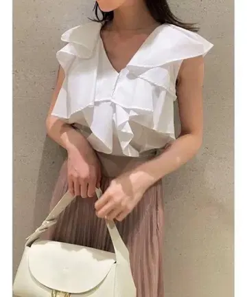 snidel 스나이델 프릴 블라우스 화이트 미사용