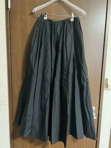 MOUSSY M_ (엠 언더바) 개더 롱 스커트