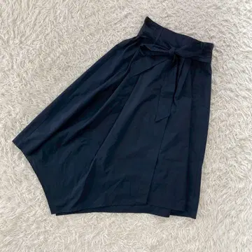 [ 고품질 ] AIX LES BAINS 비대칭 스커트 네이비 F