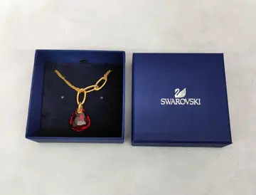 SWAROVSKI Mini Parallele Bordeaux 목걸이