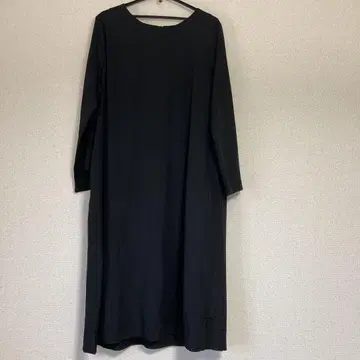 블랙 레이스가 있는 롱 원피스