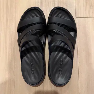 Crocs 게타웨이 스트래피 W8 24cm 블랙