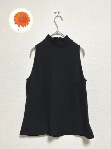 M 요시에 이나바 레킵 슬리브리스 블라우스 블랙 일본제 하이넥