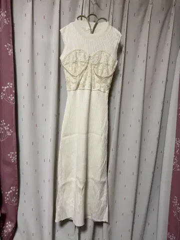 Darich 아이보리 슬리브리스 니트 원피스