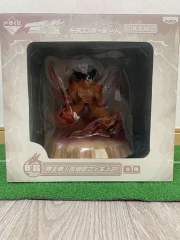 제일복권 드래곤볼 개 B상 계왕권! 손오공 피규어 ~격돌편~