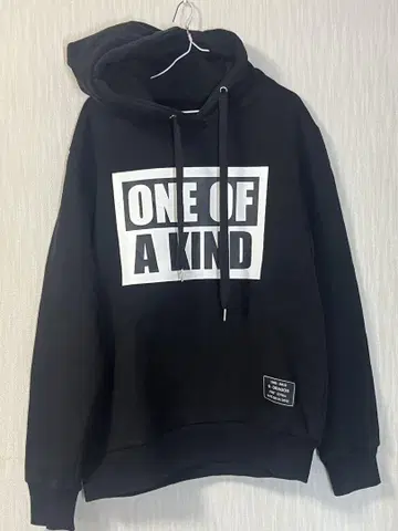 G-DRAGON ONE OF A KIND 후드티 M