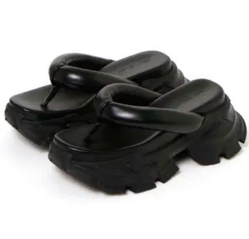 melt the lady volume upper sandal