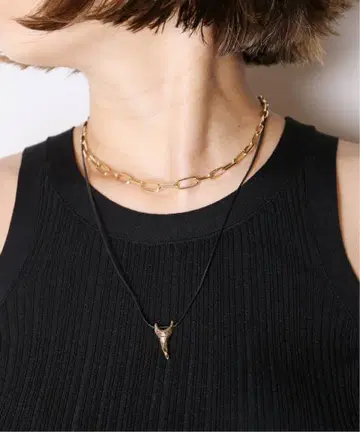 Deuxieme Classe ORNER SHARK TEETH 목걸이