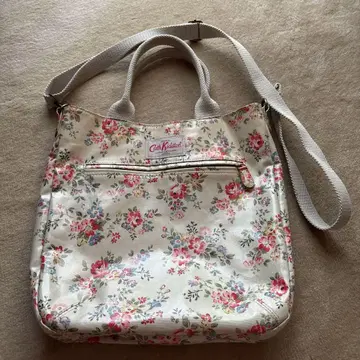 Cath Kidston 플라워 프린트 핸드백