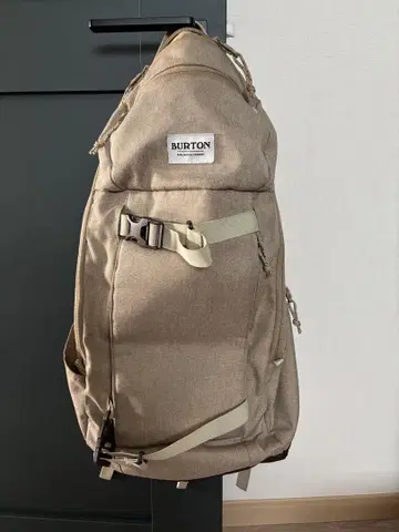 BURTON 베이지 백팩