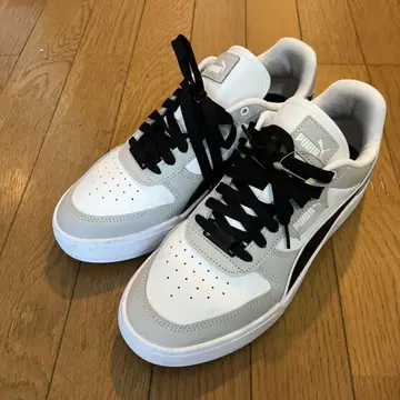 푸마 27cm 새상품급 스니커즈 통학