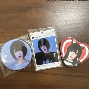 AVAM 사에키 나나미 아크릴 키링 캔뱃지