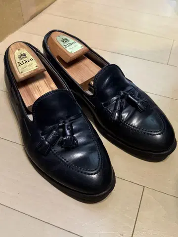 Alden 664 사이즈 9E 코도반 블랙 가죽 로퍼 태슬