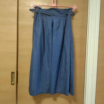 데님 블루 벨트 플레어 스커트 쿠라시키 데님 Denim Closet