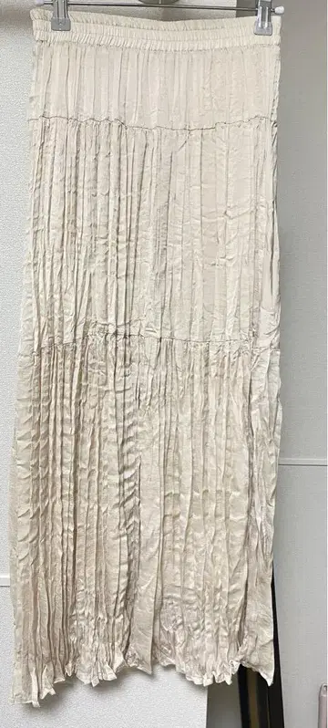 hinari 빈티지 새틴 와셔 스커트 아이보리