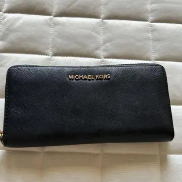 MICHAEL KORS 장지갑