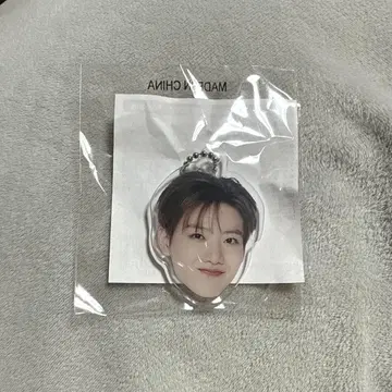 treasure 팝업 캡슐 토이 준규 얼굴 아크릴 키링