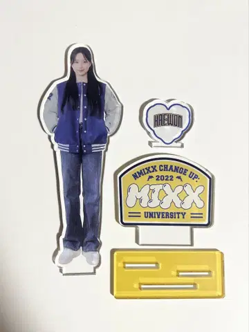 NMIXX 해원 아크릴 스탠드 트레카