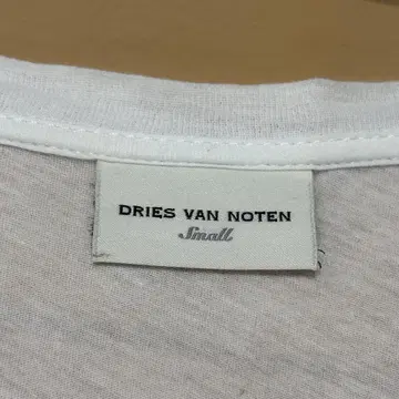 드리스반노튼 DRIES VAN NOTEN V넥 티셔츠 S